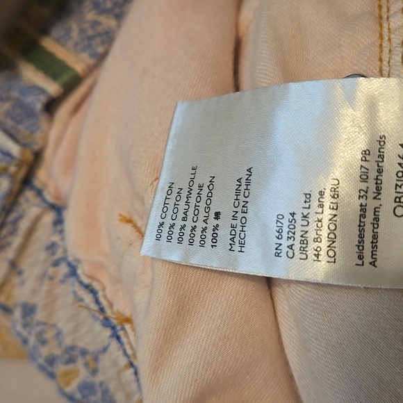 Pilcro Hi Rise Denim Floral Shorts Large - Picture 13 of 14